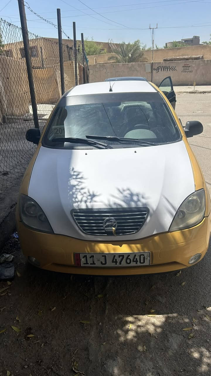 سلام عليكم 
طيبه مديل 2016 
بسمي تحويل ثاني يوم 
جاهزه من كلشي يحتاج فقط ميزانيه و بلنص
تبريد ثلج منضومه كامله جديد
منضومه احتراق كامله جديد
كلشي جاهز شغل و اطلع 
 دهن جديد اليوم بدلته
مكاني بغداد الامين الثانية 
سعر 42 
***********
