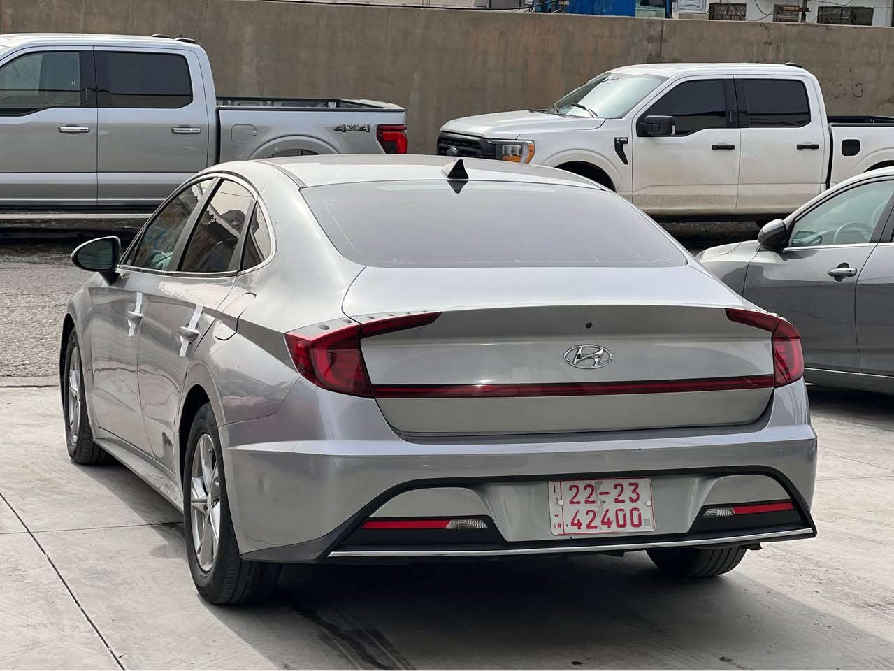 سۆناتا مۆدیل ٢٠٢١ مواسەفاتSEسەیارەکە ٥ پارچەی بۆیاغە پیشی کەپسە ارباک بەشەرت لیدرانی پشتی هەیە مەکینە٢.٥ گیر و مەکینە بەشەرت 
شوێن: هەولیر 
واتس اپ:***********
سحر:115 کەمەک مەجال أربيل, العراق
