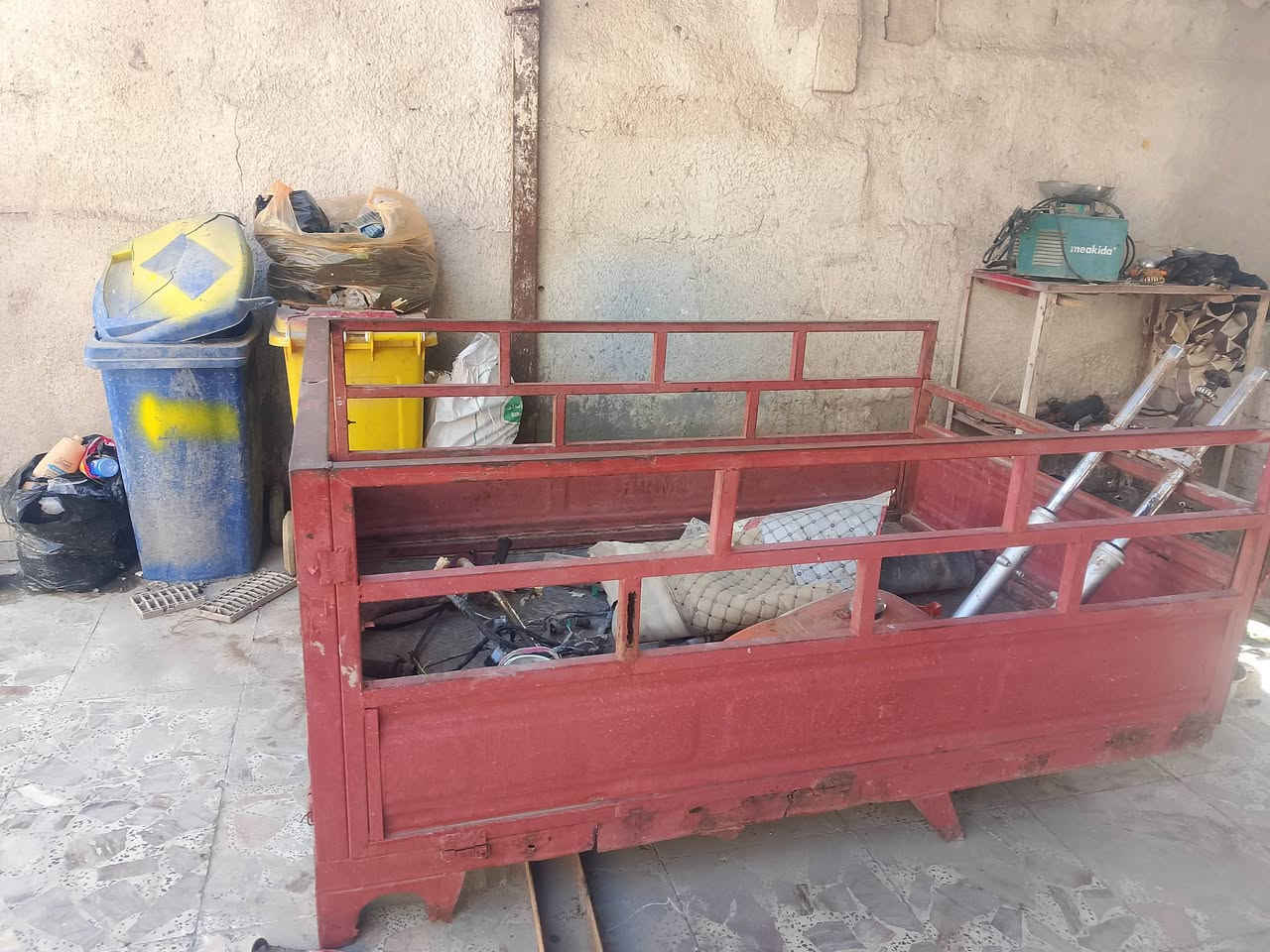 سلام عليكم اخوتي بدي ستوته أم تي أر نضيف حديد ثقيل بي بس لگاعيه بيه شويه خياس الله شاهد نضيف لحديد لثقيل سعره ٢٢٥الف وبيه مجال عنواني القرنه هور السعد مقابيل مدرسه البرهان الاهليه رقمي ***********
