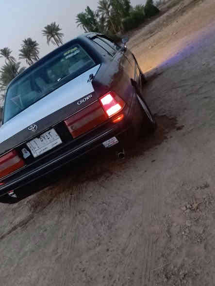 السلام عليكم سياره راس الثور كراون للبيع حداديه جديده سياره مكفوله وبسمي مداور ثاني يوم  موديل 99  السعر 65 وبيه مجال  سياره نضيفه الرقم***********.  الااسيه ***********
