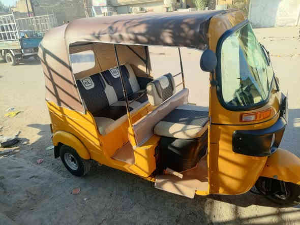 السلام عليكم تكتك 19مرقم تعمير بس دوس اماميه والباقي كفاله كهربائية كله شغاله تخم  تاير جبلي جادر جديد جامه جديده تكتك ربع متذب عليه كبل للشارع ب5 600مكاني 
الامين الثانيه قرب شبكه الكهرباء ***********
