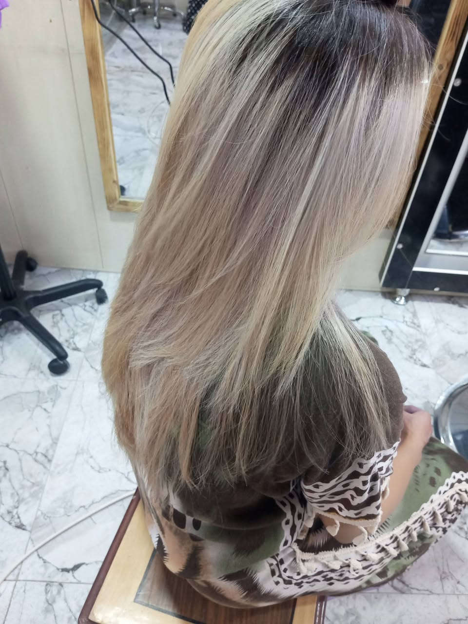 صالون لمسات الاميرات بكج رباعي حفافه تنضيف بشره شمع تنضيف قدم ملكي 20
اصباغ شعر القصير 15شعر وسط 20شعر طوي
ميش كذله وزلف قصير 15وسط20طويل25 
شيره فول بدي جسم كامل 20
جمع أنواع تاتو 25توريد 10
تسريح شعر القصير40وسط 60طويل 80 
***********الحجز وتساب
