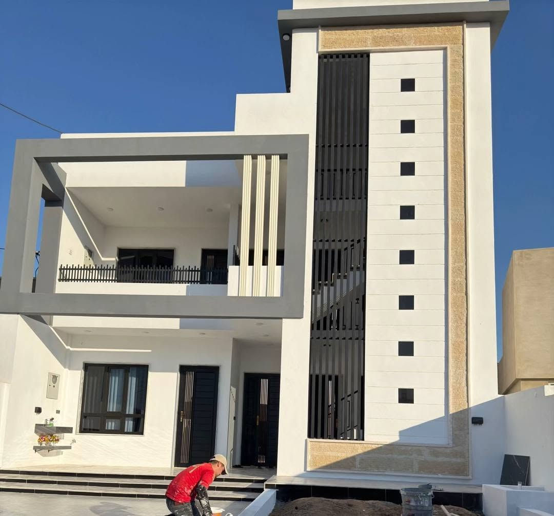 كافة الاصباغ طلس صبغ معالجة رطوبه واجهات صبغ حديدا بواب  شبابيك ***********واتساب🏢🏘
