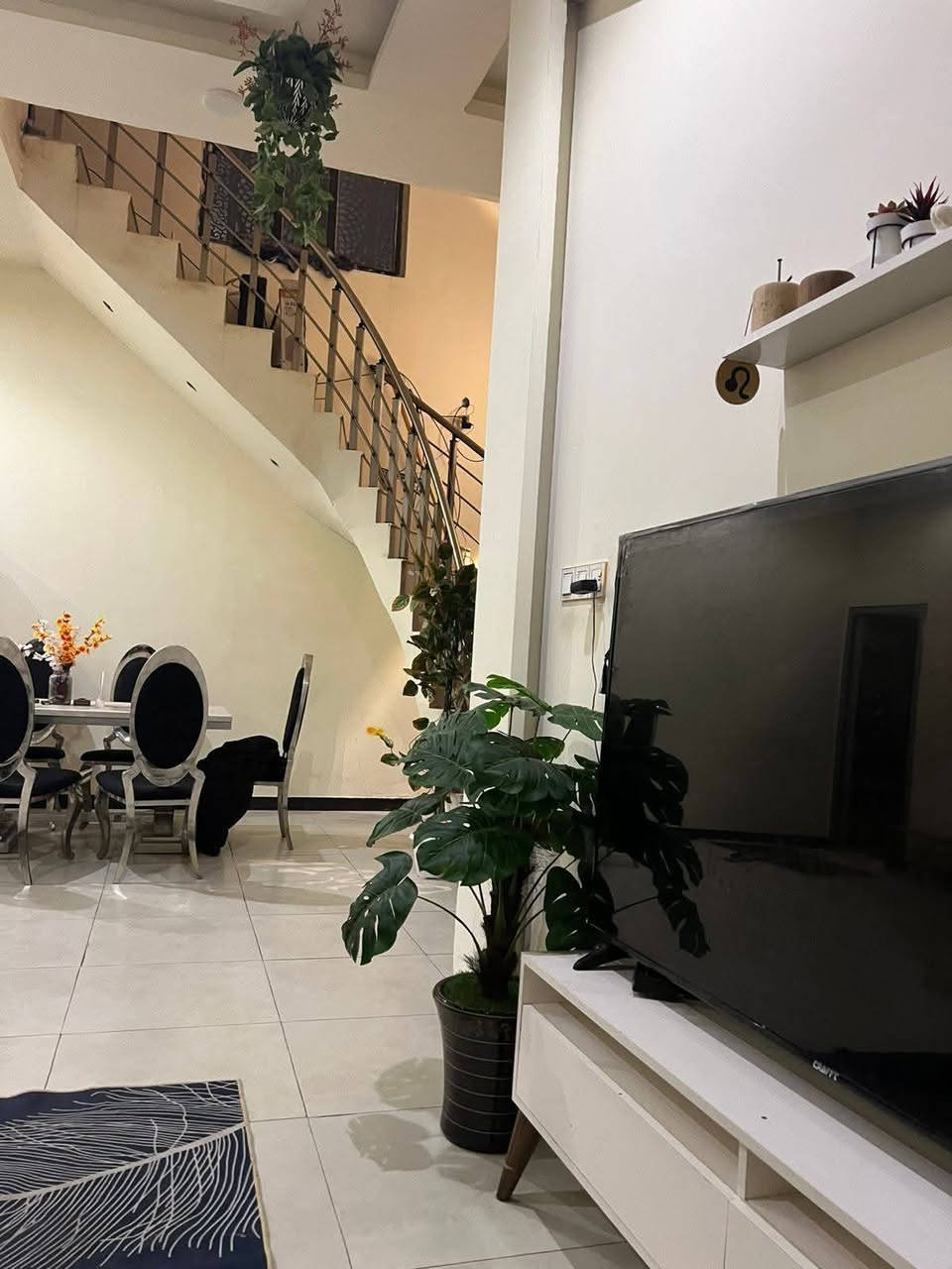 #اسعد_الله_اواقاتكم_بكل_خير⁉️👋

دار سكن للبيع 🏠🏠 
هاتف ☎️ ***********☎️

#المساحة::160متر

#العنوان:: البصرة أبو الخصيب منطقة أم النعاج 

#جنس_العقار::طابو مالك صرف زراعي باسم عراقي سند 25 وكالة ونصخ من الطابو ومكاتبة من المالك مباشره 

#يحتوي:: البيت على غرفتين٢ منام كبار 
وديوان 
ومطبخ وصالة 
وصحيات داخلي وخارجي 

شارع 12متر 
بناء طابوق شقل درجة أولى 🔐 

جميع الخدمات متوفرة ماء كهرباء مدارس نت كلشي قريب على 
#السعر((110مليون وبي مجال))
#اللاستفسار:: إلا تصال على الهاتف ☎️📞 
☎️((***********))☎️
               محمد
