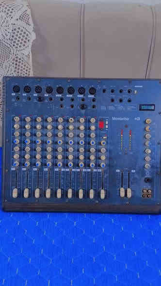 سلام عليكم مكسر مونتربوا. اصلي. اخرس أخرس  للبيع سعرة 150 الف دينار عراقي  للتواصل. على مازنجر. و الوات ساب. ***********
