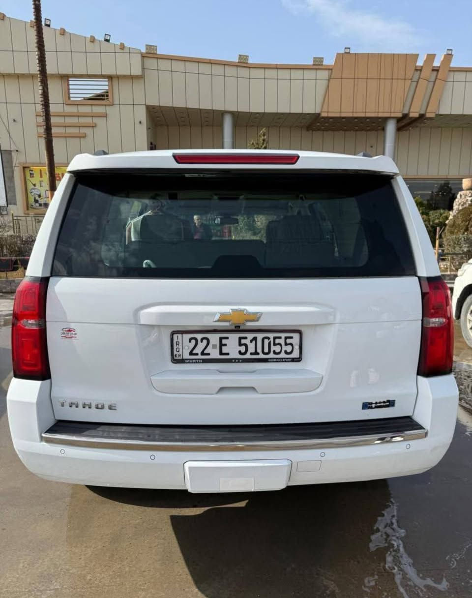 كفاله عامه ولبيه كاتبه
تاهو خليجي ابيض ٢٠١٧ نضيفه جدا 
بيه صبغ  شبر في الباب الامامي البصف السايق  كما موضح في صوره 
بيه سبع رصعات خفاف كلش بل بنيد مال حالوب 
كفاله عامه 
مكان السياره بغداد زيونه 
***********
