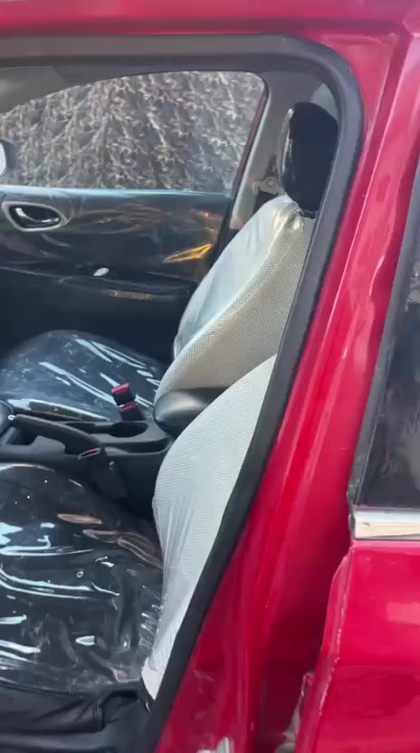 اسلام عليكم نيسان موديل 2018لبيع السعر85وبيه مجال قليل التفاصيل ***********
