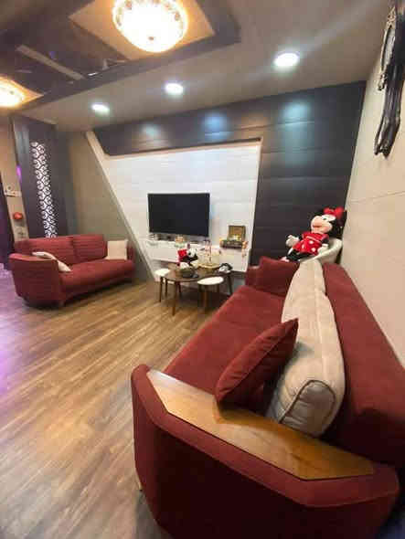 السلام عليكم

مشتمل للبيع
المساحة ٩٢ متر البناء عكادة طابقين
الواجهة ٤ متر والنزال٢٣
 يحتوي على ٢ غرف نوم 
 ومطبخ  ١ 
 وحمام ١
وصاله كبيرا
  وصاله صغيره في الطابق الثاني  
مكان المشتمل حي العامل - بغداد
السعر200 وبي مجال  بسيط
المراجعة على  الوتساب او الماسنجر 
 ‭0772 847 0310‬
