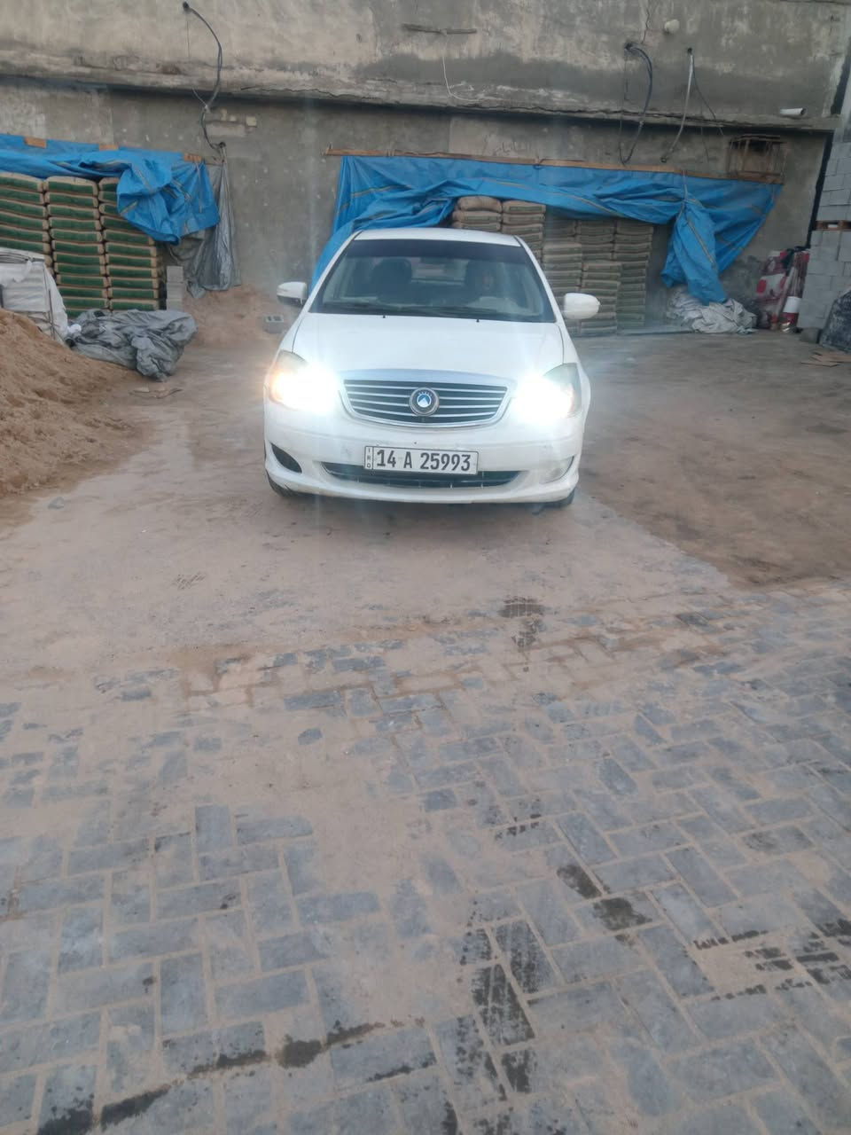 جيلي موبل 2013 رقم بصرة بسمي مكينة كَورلا 1800كير عادي هزة جديدة دواخل نضيفة حدادية حلوة بديها حلوشوف العين بي ملاحضات مكاني بصرة المعقل شرط التحويل لاتخابر اذا تريد تشتري وماتحول رجأ
*********** بي واتساب سعر ٣٣ وبيها مجال
