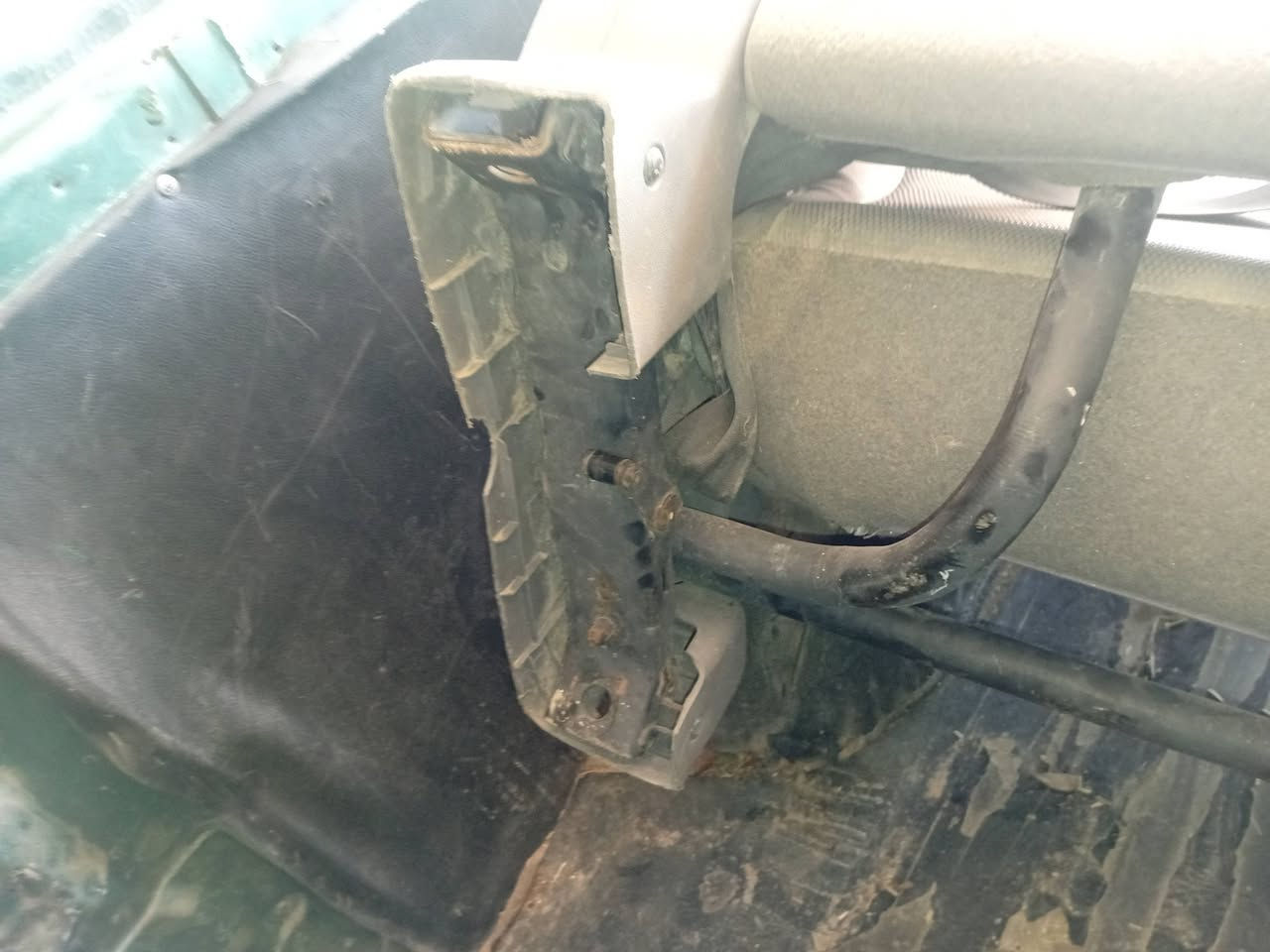 كرسي باص  ستركس مديل 2011
بركب اخر شي 
0782560413  ابو التيهي.         وكاله فرش الشركة ولا شحط


**إذا كنت صاحب هذا الإعلان وتريد حذفه لأي سبب، رجاءا أرسل رسالة إلى الدعم الفني**