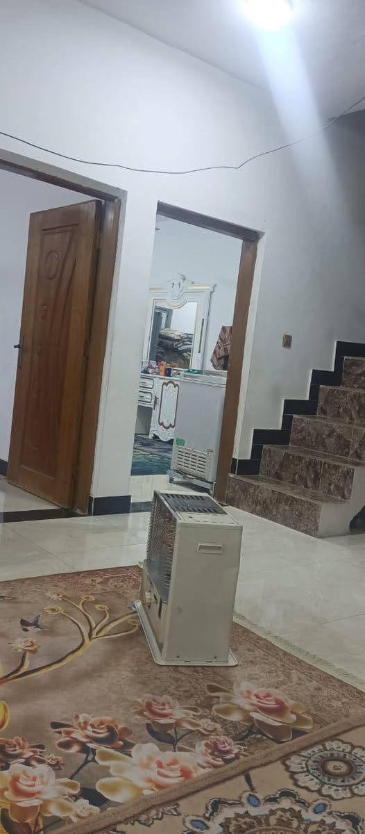 السلام عليكم بيت للبيع مساحه ١٥٠ م ٧ونص وجه نزال ٢٠ م يحتوي على غرف نوم ٤ وصالة واستقبال ومطبخ وكراج سيارة ملك صرف سند بناء ٢٠١٩ حديث فول فول بعقوبة المفرق مقابل الطرق والجسور رابع بيت من الشارع العام خدمات متكاملة ***********
