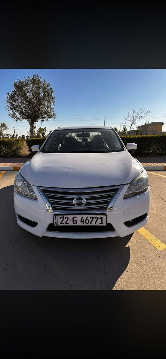 Nissan SINTRA 2018 خەلیجی
پشت و پێش کەپس  دوو پارچەی هەیە چاملغ و بۆنیتەکەی کەمەک قۆپی هەیە هەزە  و سەنەوی هەمووی نوێیە  تایە و ویلی نوێی لەسەرە سەحری 112$ مەجال ***********
