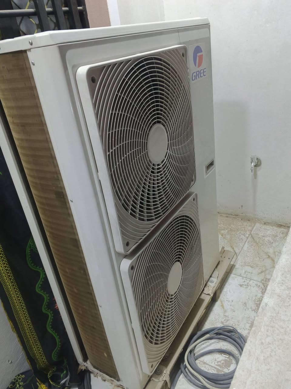 السلام عليكم سبلت كري 3طن جديد مستخدم سنة واحدة رايده مليون و600


**إذا كنت صاحب هذا الإعلان وتريد حذفه لأي سبب، رجاءا أرسل رسالة إلى الدعم الفني**