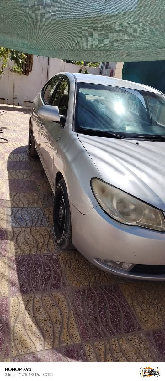 سلام عليكم النتره ٢٠١١ كصه قماره نقل جثه بس ابيع ادوات كير مكينه صدر تبريد ثلج تخم تاير سياره جديده بيع او مراوس حسب القناعه مكان بغداد مجمع بسمايه ***********
