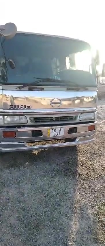 السلام عليكم هينو انكر ثمانين عادي خط واحد طول سته وربع تخم تاير حداديه جاهزه رقم نجف تحويل ثاني يوم تلاثه طن السعر 175 بيها مجال العنوان الشطره الدلال علي العكيلي 
الرقم الهاتف ***********
الرقم الهاتف ***********
