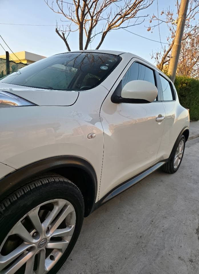 نیسان جوکی خەلیجی ٢٠١٢
 سحر ٨٩ 
تۆماتیک . بەسمە . ڤۆلیۆم . شاشە ئایپاد .
 حساس . جام کهربایی 
سبو غ چاملغ و دەرگای دواوە لەگەل کەمێک قپاغ سندوق بێ ناوگرتن ، بى ئێرباگ
گيرو مه كينەو تەحويل غەرامه بەشەرت
شوێن هەولێر
*********** أربيل, العراق
