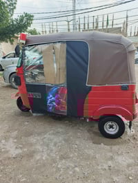 تكتك للبيع ارقام سنويه باسمي بها بالضربه بال 5 750 موديل 18 بغداد البن...