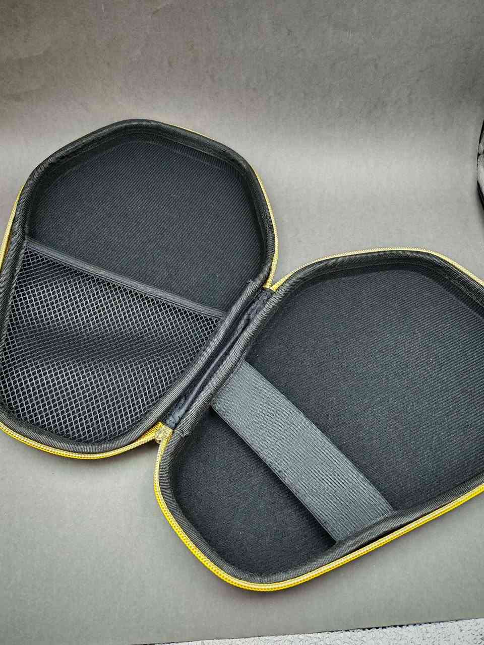 🎒 حقيبة مضرب أنيقة بحماية عالية
حقيبة مضرب عملية بتصميم عصري وألوان جذابة، تحفظ المضرب من الخدوش والصدمات وتناسب اللاعبين الباحثين عن جودة وأناقة في نفس الوقت.
السعر(  8,000  ) ديـنار 
#مستلزمات_كرة_الطاولة #حقيبة_مضرب #لوكي #اكسسوارات_رياضية


**إذا كنت صاحب هذا الإعلان وتريد حذفه لأي سبب، رجاءا أرسل رسالة إلى الدعم الفني**