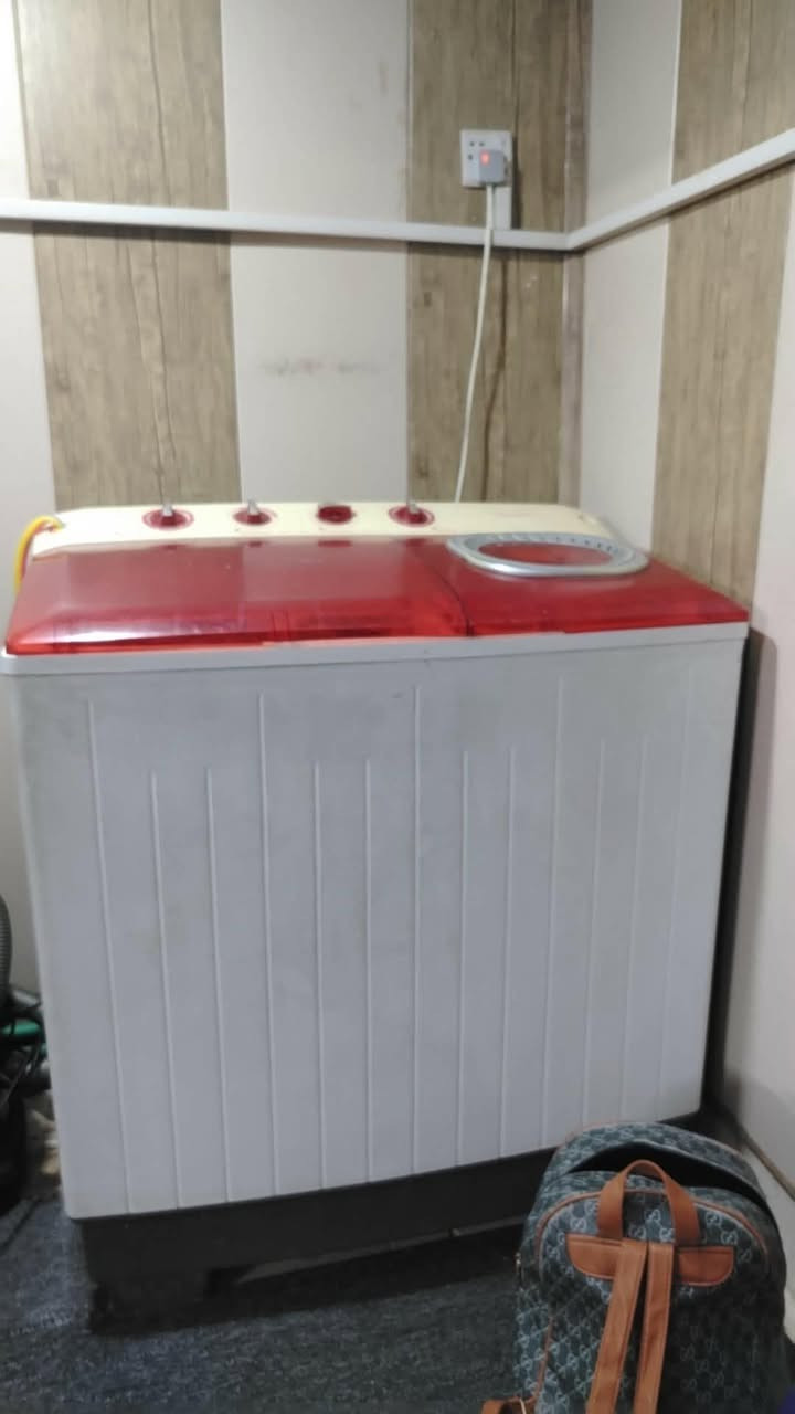 للبيع غراض بيت مستعجل ع كلش نضيفات جدا غساله 18 كيلو نضيفه جدا سعر ب 85 وبيها مجال والمجمده نضيفه جدا مادخله تصليح بعدها جديده السعر ب 165 وبيها مجال والطباخ ابو 5 عيون بعده جديد السعر ب 450 وبي مجال لشراي العنوان بغداد حي الاعلام


**إذا كنت صاحب هذا الإعلان وتريد حذفه لأي سبب، رجاءا أرسل رسالة إلى الدعم الفني**