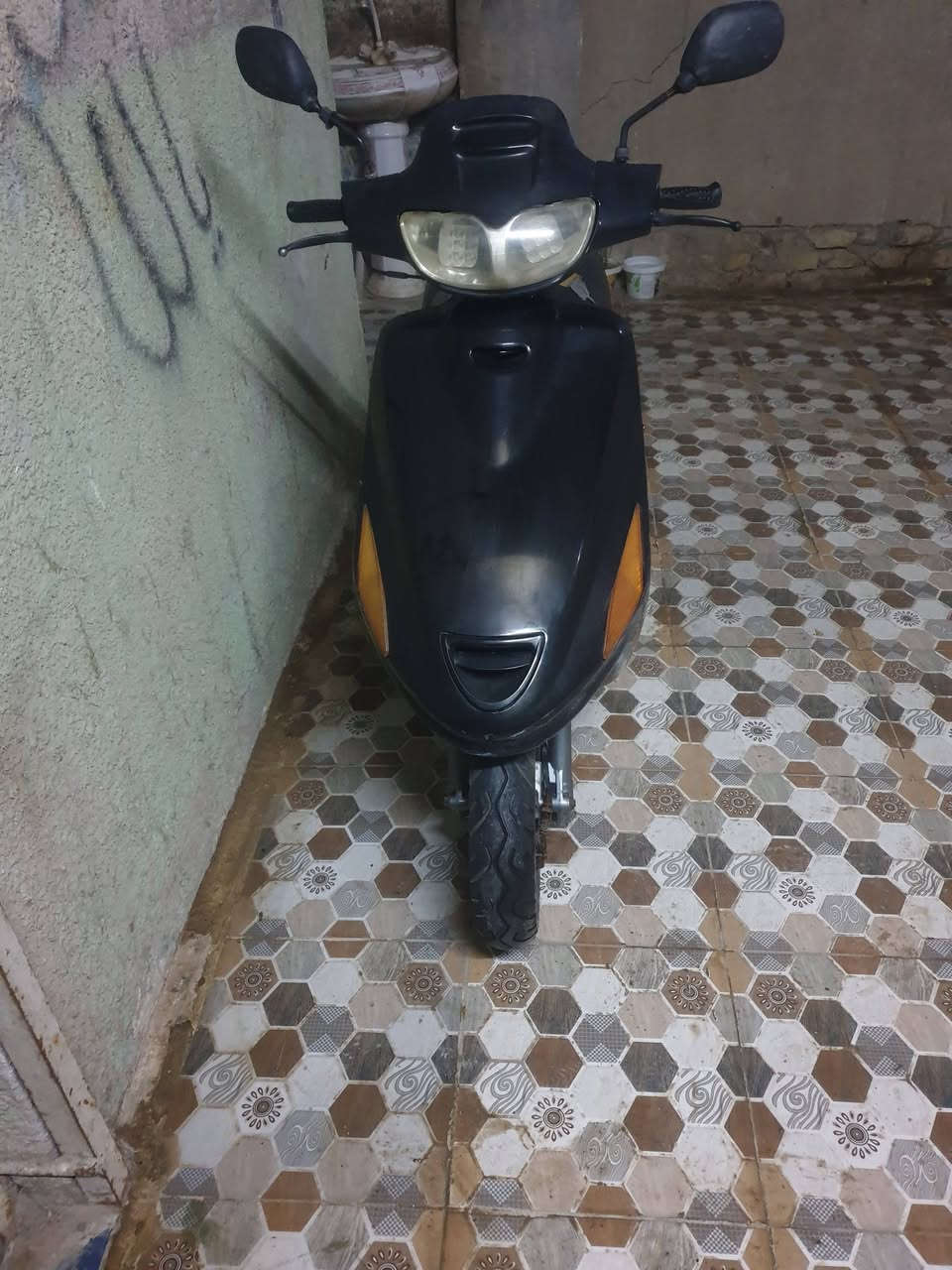 فراشه ما مفتوحه شلعه ومعدل فول
صارلها 9 اشهر من طلعناهه حاويه جديد تجي وتفحص مكينه حلوه نضافه شوفت عينك كهربائياتكلها تشتغل  كلشي ما عايزهه سعرهه 400 بيها مجال بسيط


**إذا كنت صاحب هذا الإعلان وتريد حذفه لأي سبب، رجاءا أرسل رسالة إلى الدعم الفني**