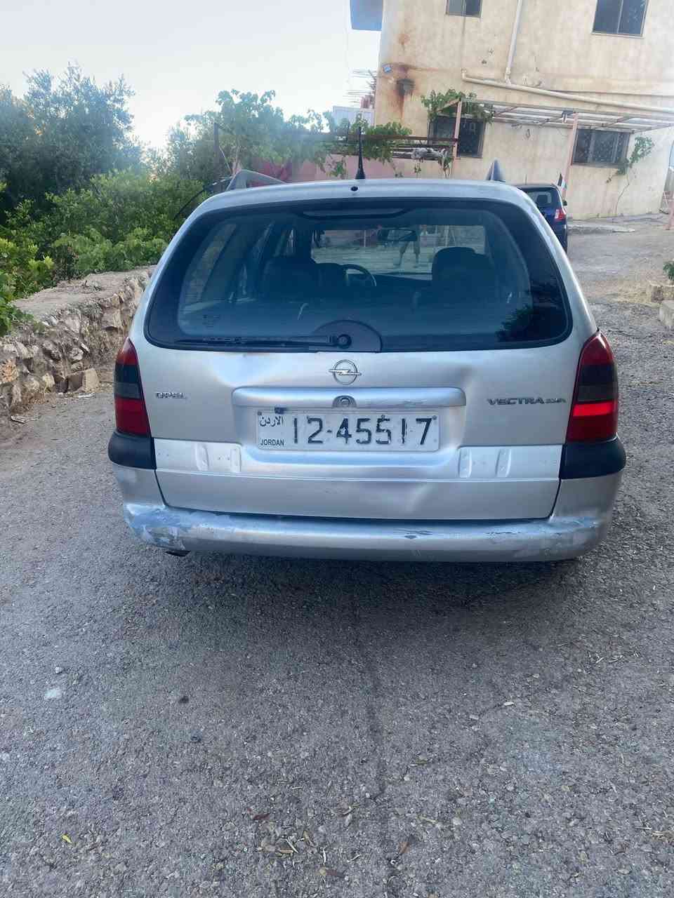 سياره للبيع اوبل فكترا ماتور جديد موديل ١٩٩٨ مرخصة لشهر ١١ ماتور بيان جمركي لسا ما نزل ع رخصه قزاز كهربة سنتر مري جهاز إنذار فل كامل بدون فتحه كوشوك نظيف للبيع السعر ٢٢٠٠ قابل  للتفاوض بعد المعاينه
للتواصل 0777347810


**إذا كنت صاحب هذا الإعلان وتريد حذفه لأي سبب، رجاءا أرسل رسالة إلى الدعم الفني**