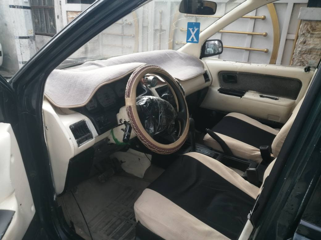 اسلام عليكم  سيارة مسبوشي  موديل ٩٥  رقم انكليزي بصرة مشروع وطني تحويل مباشر  سنوية ل٢٩          مكينة كير     كورلة. اوتووو   مكاني بغداد الحرية رقم الهاتف *********** السعر ٢٣ ورقة بغداد, العراق
