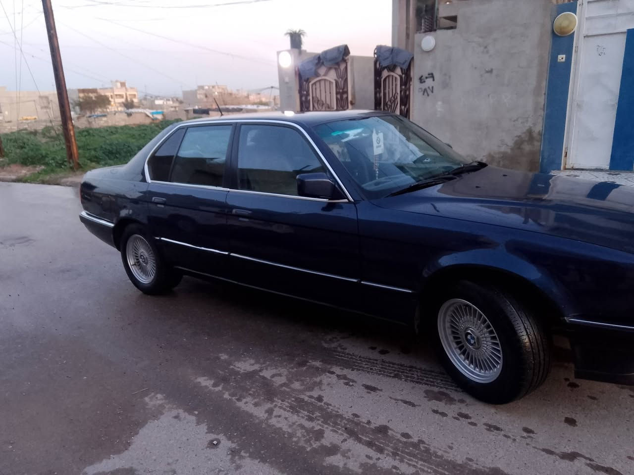 للبيع  BMW 730 باب قطير دبل جكمجه
رقم جديد بسمي 
سياره حيل نضيفه بيه صبغ يمكن 3قطع 
***********
‏‪***********
اذا مو شراي لا تتصل
