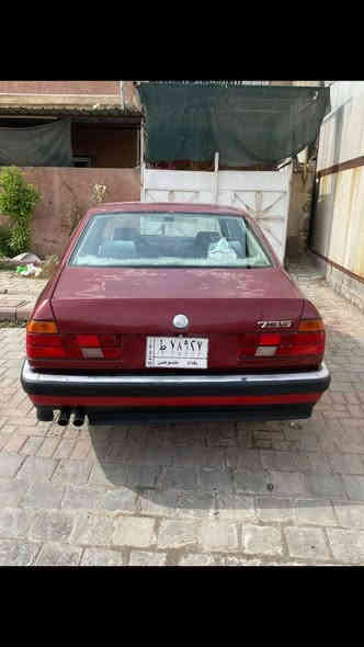 ٧٣٥ موديل ٩٠مكينه ٦ مفتوح وكير أوتو صدر أمامي خلفي مبدل تبريد شغل كل كهربائية شغاله تخم تاير سنويا ٢٠٢٨ معروضه ٥٥ وبيه مجال ***********مكانه بغداد
