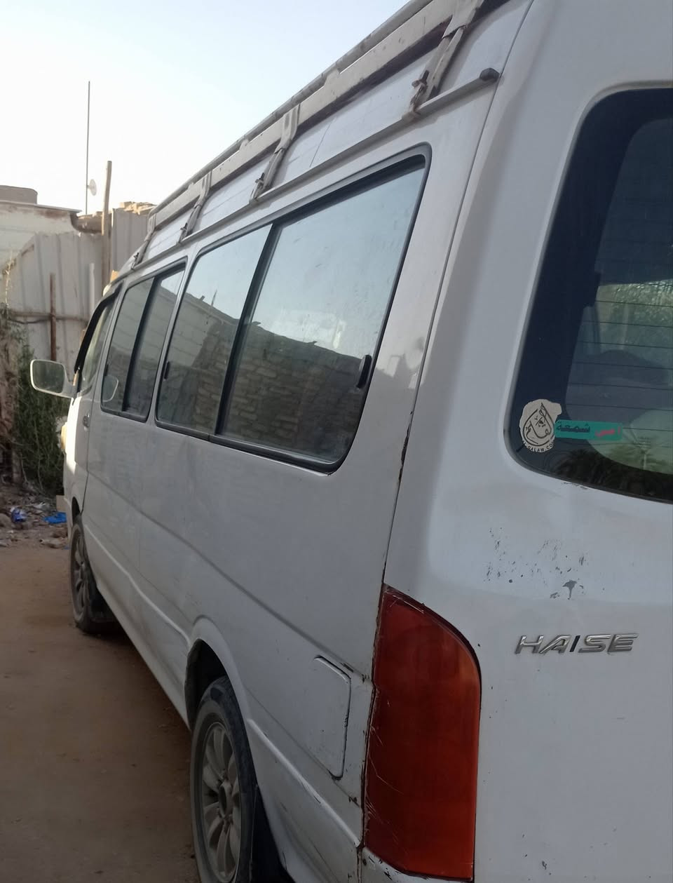 السلام عليكم سياره جنبي ناصي للبيع موديل ١٤ رقم انكليزي مصفره هيه ومرور السعر ٨٠ الرقم ***********
