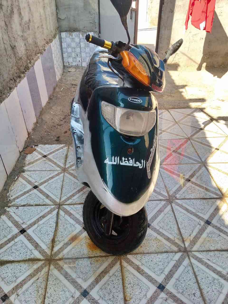 دراجة كامكو سعرها 200 مكان الرفاعي
تحتاج كابريتر 
بيها مجال بسيط 
***********
