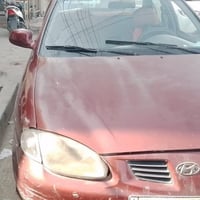 مكلف بالنشر سياره إلنترا موديل 2000  محرك 2000 رقم بغداد الجديد وسنويه...