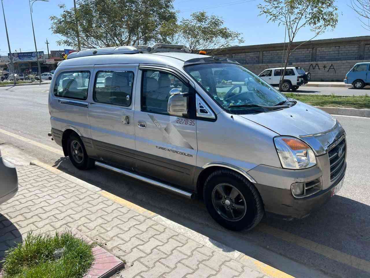 استاركس ٢٠٠٧ مشروع وطني سنوية ٣١ شرض تحويل السيارة مكفول من كل شي بدون صبغ والا تبديل صواصي بلاد شريكه كير اكسل تايرات محرك مكفول
سعر ١٠٠ ورقه بي مجال بصيط مكان السياره كلار رقم الجوال *********** واتساب موجود
