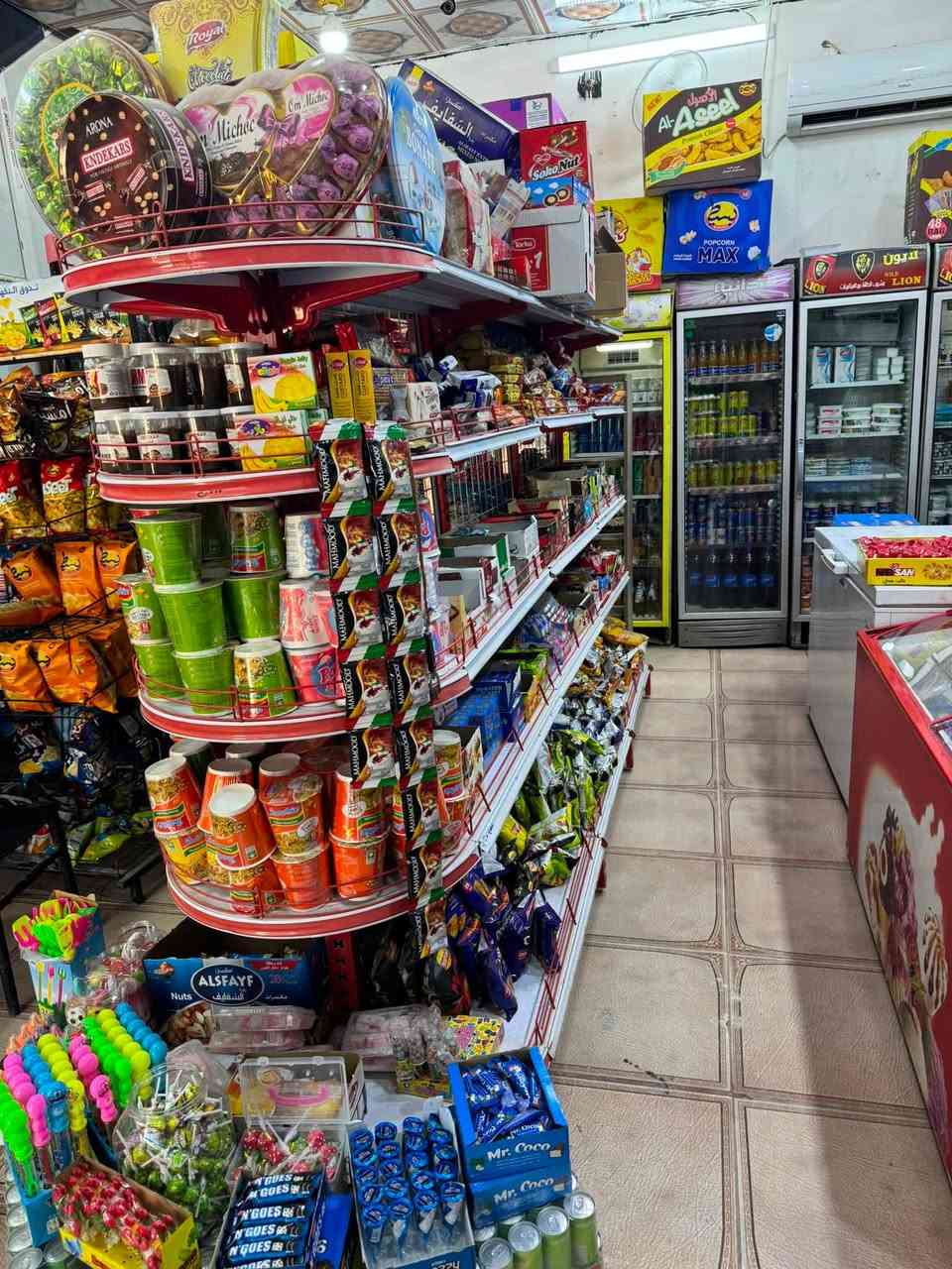 🔥 بيع مستعجل 🔥
أسواق للبيع جاهزة للعمل بالكامل، موقع مميز

📍 العنوان: كربلاء –نهايه شارع ابو طالب 

🔹 تفاصيل المحل:

-8برادات 1 بابين 

- 3 مجمدات (طرح)

- رفوف وعارضات كاملة

- نظام كاميرات مراقبة متكامل

- سبلت عدد 2

- جهاز رصيد

- جهاز دفع (ماستر)

✔️ المحل جاهز للعمل مباشرة بدون أي نقص

✔️ موقع ممتاز وحركة زبائن جيدة

اجار المحل 200

💰 السعر:18 قفل 

📩 للاستفسار والتفاصيل أكثر،  ***********
