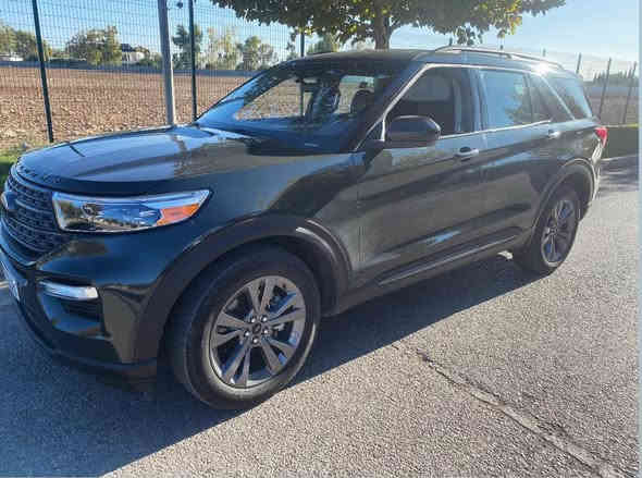 FORD -  EXPLORER - 2024 
فورد اكسبلورير ٢٠٢٤ / vip 
سعر / ٢٧٩ ورقة
لون / مميز استيراد خاص 
ماشية / ١٥ الف مايل فقط 
مواصفات/ فــول مواصفات - بدون فتحة 
* كشنات منفصل رئاصي + فور ويل + شغال + ويل كروك اسود حجم كبير + شاشة + كاميرا + رادارات + داخل ابيض و اسود + اوتو هواد و بريك بصمة + لايتات ليد و زينون + بروجكتر + تبريد مركزي + ستيرن خياطة + وضعات قيادة زكية + مرايات تنعكس اضوية ….. الخ 
* رقم اربيل 
* حادثها فقط دعامية تعتبر كلين . 
* ايرباك ستيرن و بردات راجع سيستم بلادي 
* رقم شاصي / 1FMSK8DH9RGA83140
رقم موبايل / *********** أربيل
