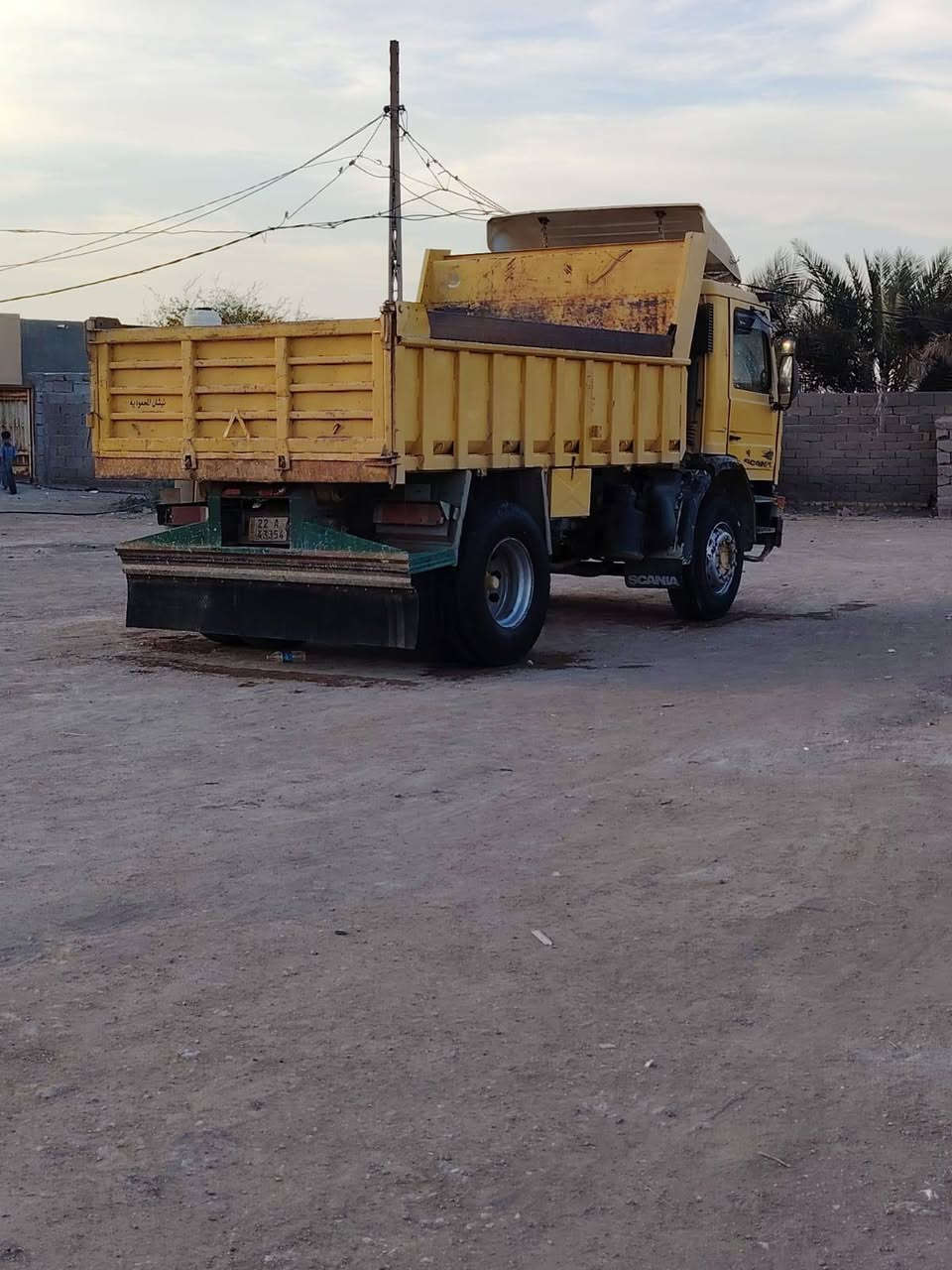 السلام عليكم سياره سكانيه 113 للبيع مكينه بم ونوزل لاتبخر ولا تنقص كير5ب5 شاصي مكفول سياره مكفوله كفالة عامة بسمي سنويه لل 28 تبريد وي السويج سياره خير من الله 
جاهزه للعمل 
الستفسار 
***********
