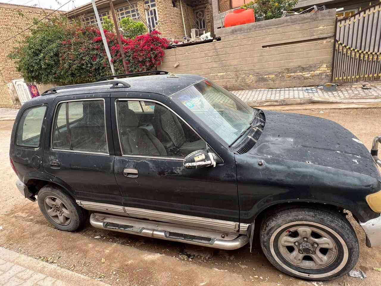 السلام عليكم كيه سبورتج موديل 93 رقم بابل انكليزي باسمي السياره محوره مكينه ونجي أربعة السياره بالكوت مركز المدينه السعر 28 وبيه مجال ***********
