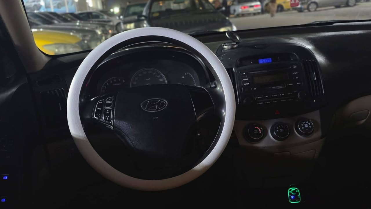 السلام عليكم الانترى مديل 11مكينه 1600دكشن عالي مكينه جديده ستوني شادها بيها قطعتين صبغ بدون دواخل سياره جاهزه كلشي ماعايزهالسعر 105وبيها مجال الاستفسار ***********
