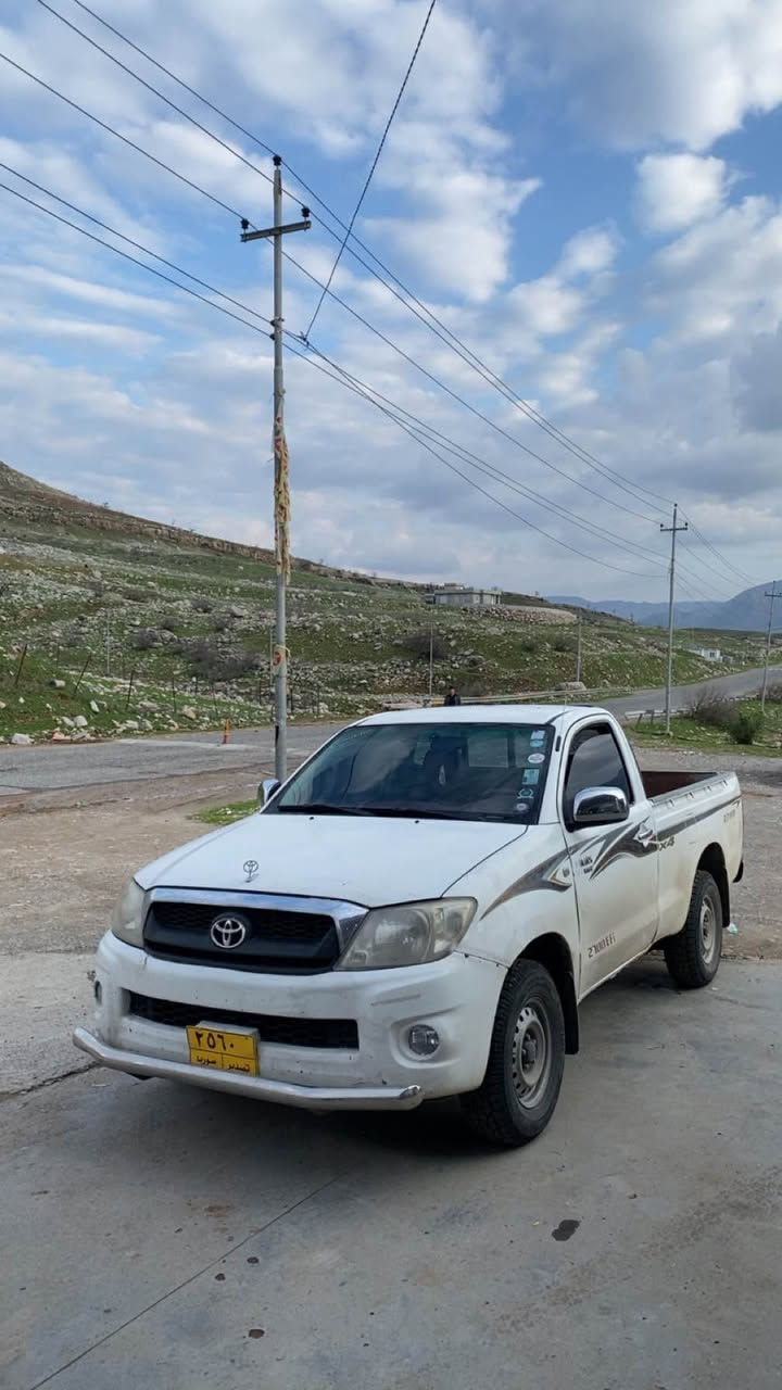 پیكاب مەرزیە ٢٠٠٧
گێرومەكینەو ئەكسلی هەموی بەشەرتە
٤تای لۆك ماری كاسبیە
٤قولاب 
منفیست پاكەنەشی لەگەلە كامل بی مشكیلە بەشەرت
سەیارەكە نیو بۆنیتی سبوغە لە هەمو قەلبی 
باقیهەمو گیانی بەشەرتە 
٨٧ مجال أربيل, العراق


**إذا كنت صاحب هذا الإعلان وتريد حذفه لأي سبب، رجاءا أرسل رسالة إلى الدعم الفني**