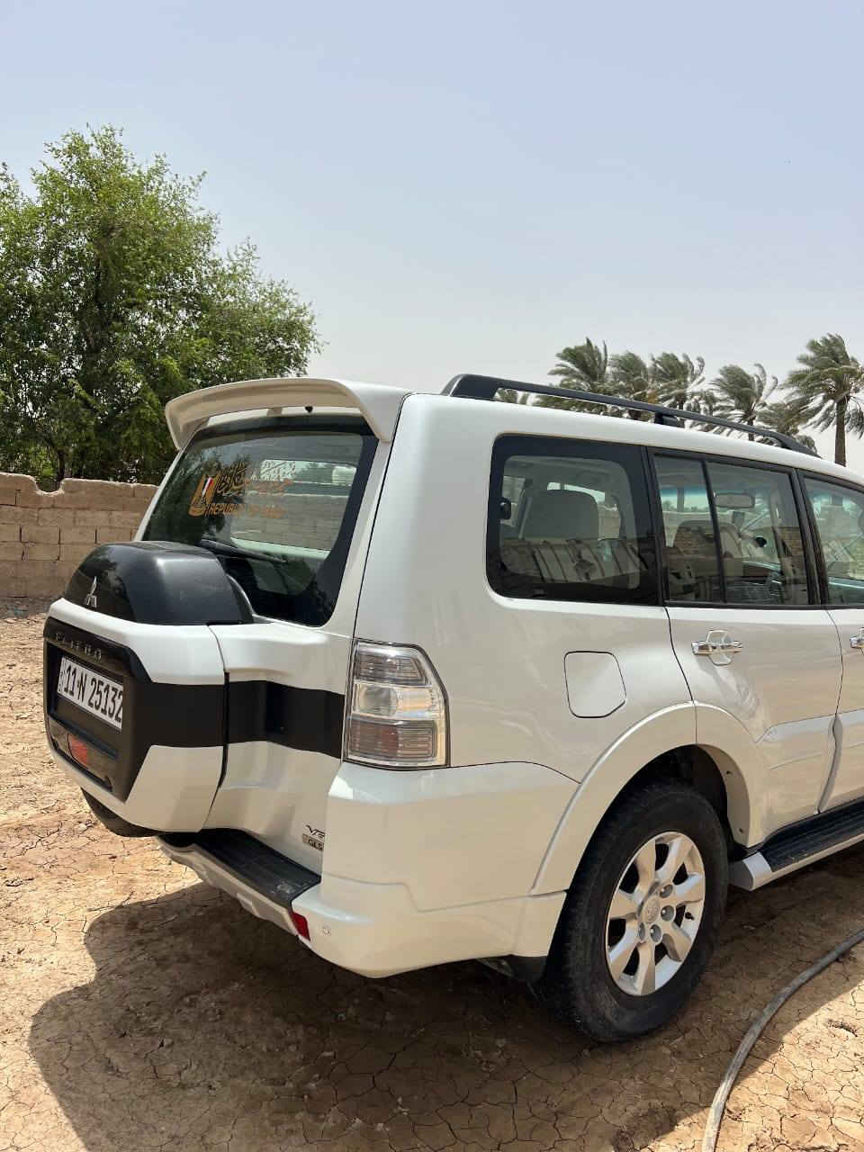 السلام عليكم
باجيرو مديل 2015  حبتور فول مواصفات 1/1

رقم بغداد
ماشيه 120 الف حقيقي 
هزه وسنويه جديد ل 2029
كير ومحرك بشرط مكفولات برغي ما مفتوح
السياره مكفولة عدا الجاملغ الايسر جهة السايق وشوية من البنيد بدون ايرباك 

المواصفات 
فتحه 
كير 5 نمر
حساس خلفي 
كشنات جلد اصلي 
ثلاث قطع تبريد 
سبعه راكب 
زراك لايت 
لايت زنون اصلي 
دمام خلفي 
تحكم ستيرن جهتين 
كشنات كهرباء 
اشاير بل مري 
مري شفط 
سبير مانازل 
ثلاجة
فور ويل 
مثبت سرعه 
مواصفات الحبتور بعد معروفه 
محرك 3500 برغي ما مفتوح بي 

السعر 180 وبيها مجال للشراي 
مكان السياره بغداد
رقم الهاتف ***********  الشراي يتصل وبي خير ويتدلل
