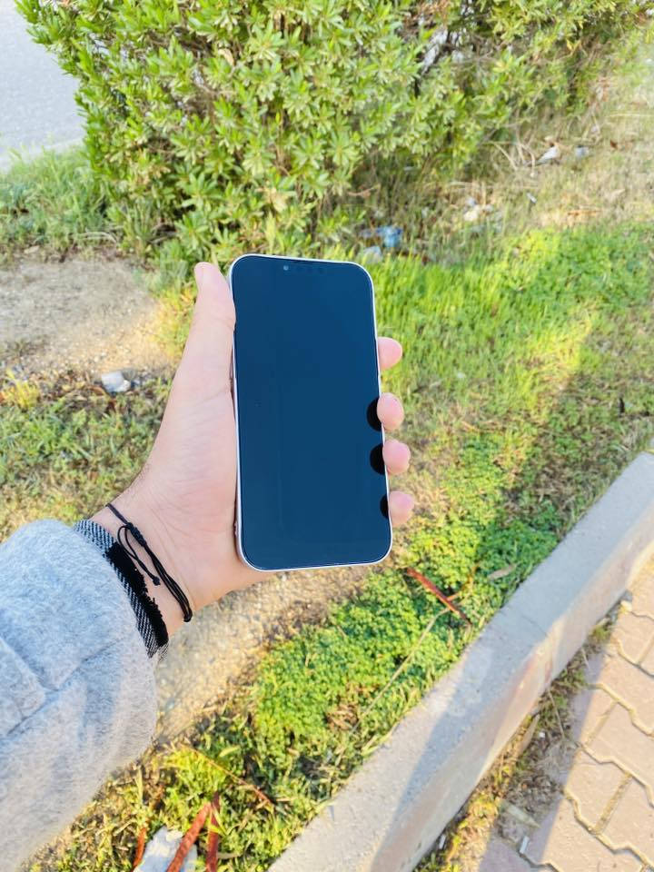 ايفون13برو ماكس شخط مابي لوك256كيكه دبل سيمZAجهاز امبدل شاشه نوعيهddاصليه بلادي 3خيارات وبطاريه هم اصليه100 للبيع سعره400وبي مجال قليل مكاني كركوك***********
