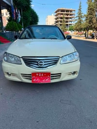 صني • ٢٠١١ • غاز وبنزين