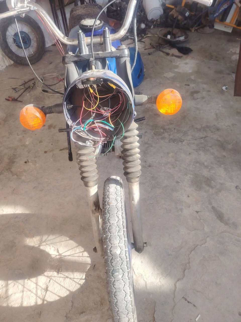 سلام عليكم من رخصت مدير الكروب امزت 81 ادوات البيع 900 وبهه مجال قليل ***********
