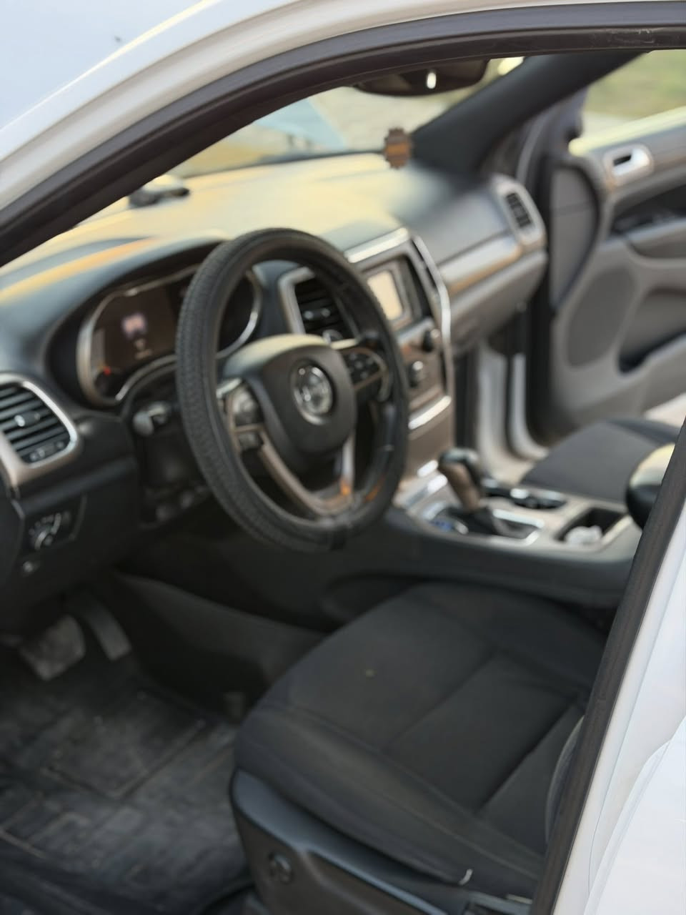 سلام عليكم
للبيع جيب لاريدو
موديل 2017
سياره مكفوله من الصبغ وبارد
ماشيه 129 ميل
سياره حلوه وجديده
سعره 228 وبي مجال بسيط للشراي
*********** 
مكاني كركوك
