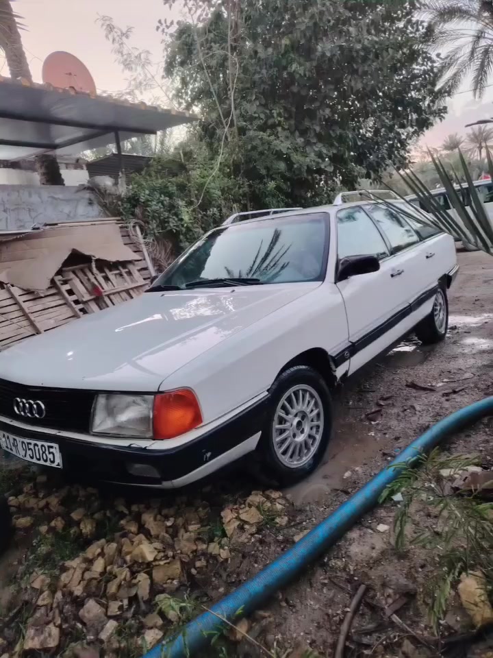 سلام عليكم كله ابلاد لاتبديل ولا صبخ سبير شركة بيه عدد ٢ واحد شركه والثاني عادي
رقم بغداد انكليزي سنويه سنة ٣٠ مكان بابل مركز رقم *********** خابرني وتدلل السعر ٤٠ وبيه مجال محرك ٥ بستم خير من الله كير عادي كهربائيات كله شغاله طوافه رون بانزين كيلو متر الكل شغال تخم تاير
