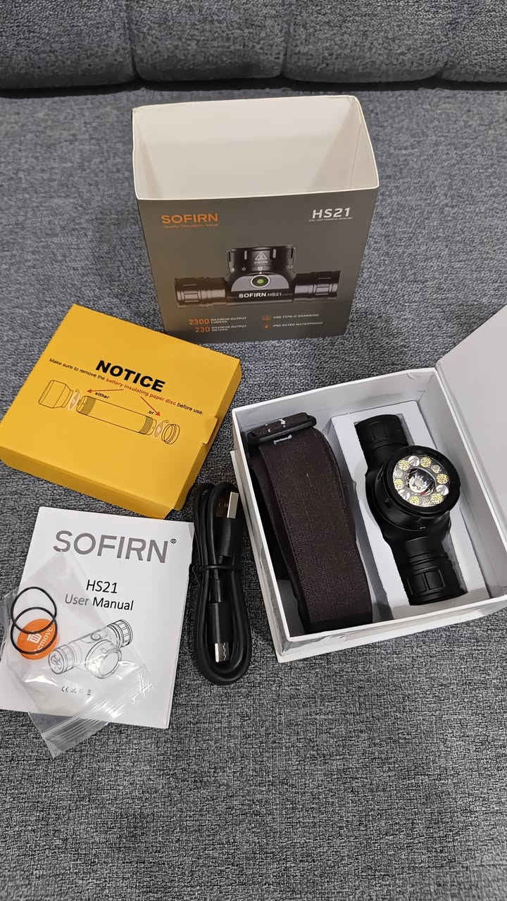 السلام علیکم لایت اصلي ماركة سوفرن مال راس جديد مامستخدم كامل ملحقات وياه بدون نقص لايت كلش قوي 2200 الف لومن بطاري بيلادي وياه قوة بطارية 18650 مسافة 230 متر يشحن تايب سي ضد الماء 

SOFRIN HS21 موديل 

سعر 60 الف
 
توصيل كل محافظات متوفر


**إذا كنت صاحب هذا الإعلان وتريد حذفه لأي سبب، رجاءا أرسل رسالة إلى الدعم الفني**