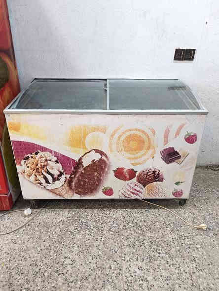 عارضات للبيع و ع فحص وضمان شهر ميوزه مخضر حله ابي غرق ***********. ***********
