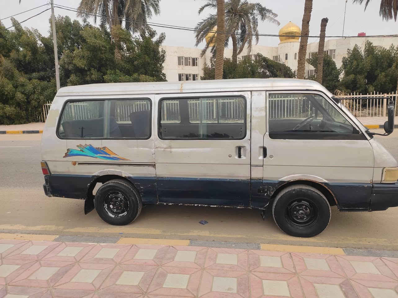 سلام عليكم كيه بسته للبيع مكينه كير اكسن حداديه خير من الله سياره بلاديه بس الحجل معمر تريد وكاله تريد تحويل مكاني نجف  السعر 34 وبيهه مجال ***********
