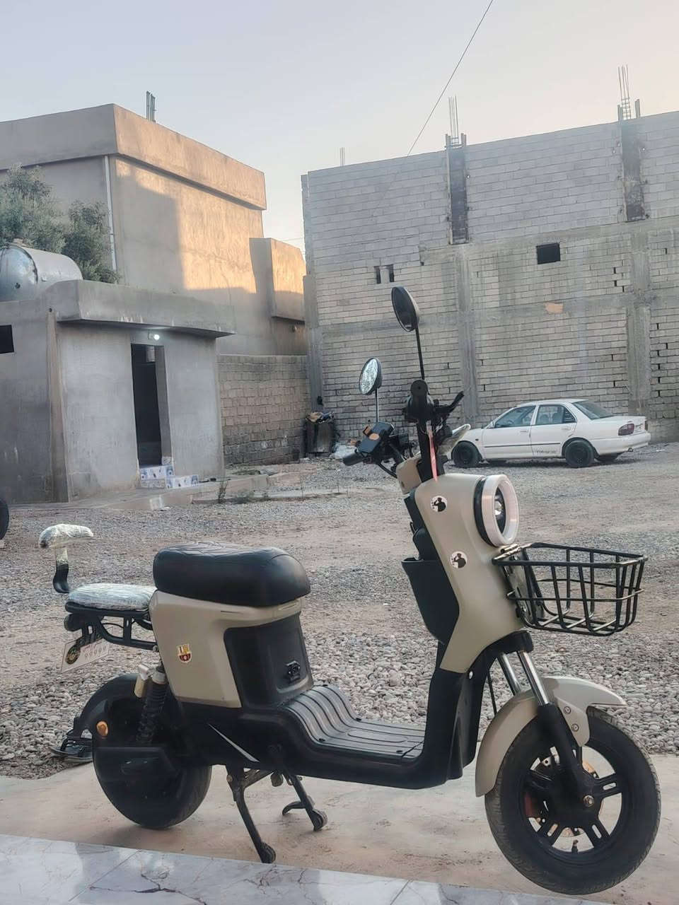 موطور شحن اللبيع ار 9 فول نضافه سرعته 109 وين ماا يعجبكك تروحح بي بطاريات 5. سعروو 330 الاتصال ‏‪***********‬‏
