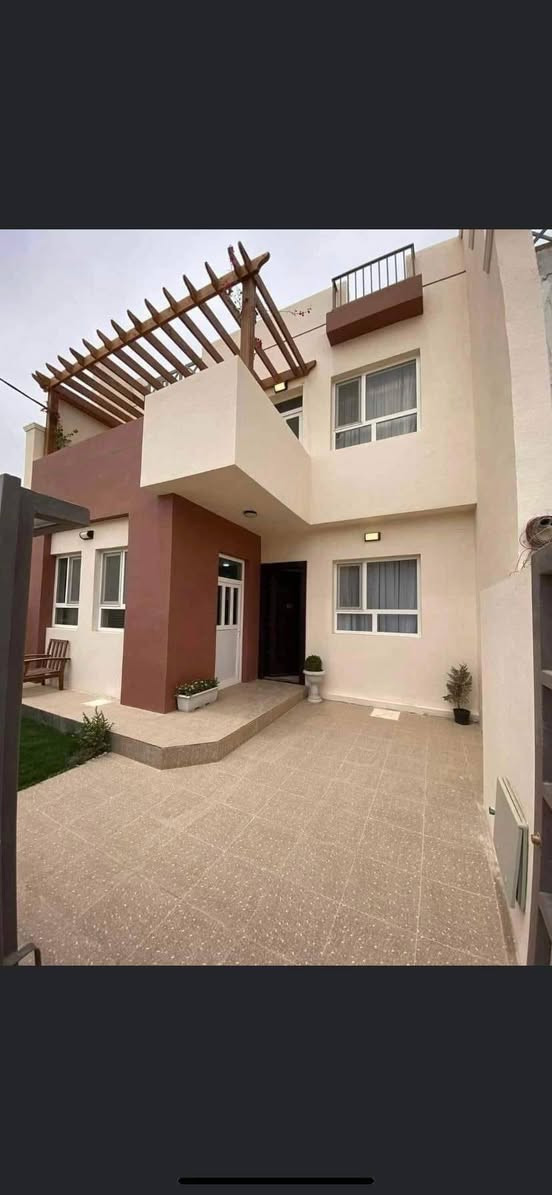 ❇️عرض مميز ونادر مرحلة اولى  
البيت للبيع بموقع ومواصفات مميزة جداًفي🏘️ #مجمع_البوابه_السكني 
🔶#مرحلة_الاولى
🔶موقع مميز وجه كوفه 🌞عكس الشمس 
🔶بلوك B7
📐مساحة 160 
موقع ممتاز قريب على السنتر 
🔶 تباع نقدا 
اغتنم الفرصه فهكذا عروض_لا_تتكرر 
للطلب والاستفسار مراسلة الصفحة الفهد للاستثمار العقارية  او الاتصال على الأرقام التالية او واتساب 
☎️***********
☎️***********
للانضمام على الرابط البيج الرسمي 👇 👇 👇 
كي يصلكم كل ما هو جديد في المجمع 
https://www.facebook.com/groups/7***********520/?ref=share&mibextid=CTbP7E
مستعدون بيع وشراء واستقبال عروضكم في كافه المجمعات السكنية
