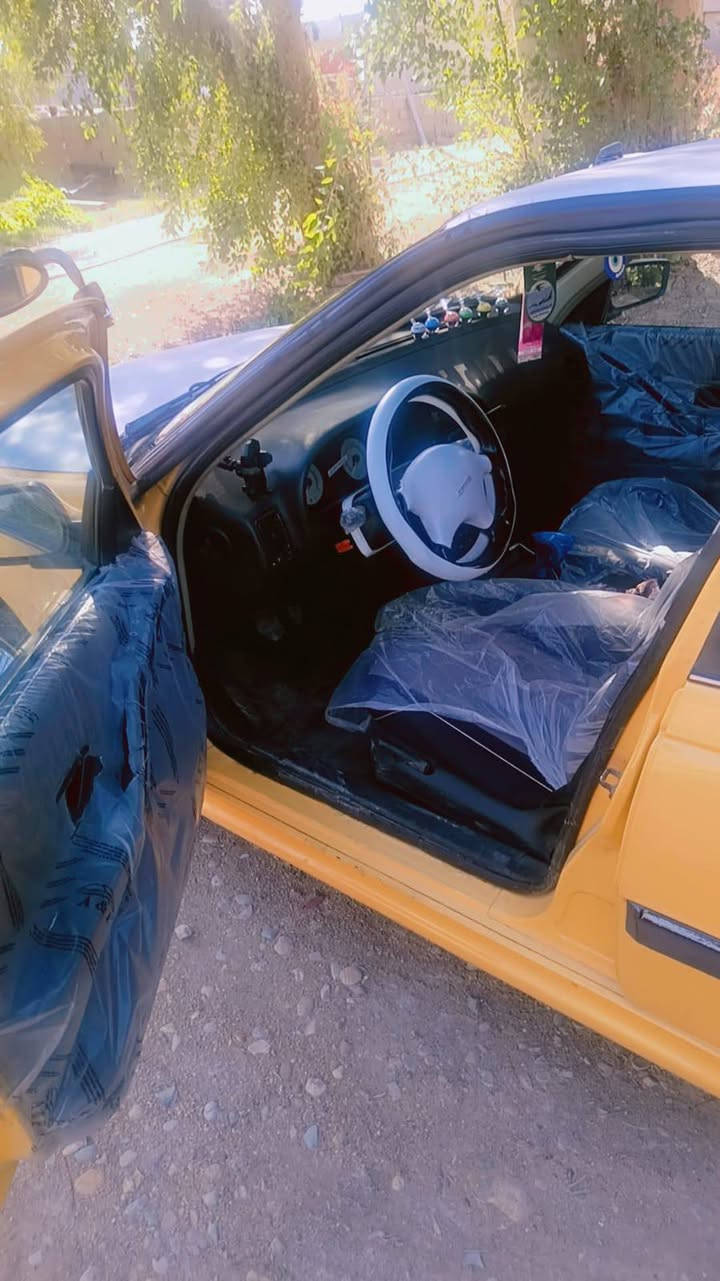 اسلام عليكم
بيجو للبيع موديل 2015 سياره خير من الله 
بس بيه بل جاملق الامامي شبر والهلال الخلفي  واحد تعمير والباقي مكفول كفاله تبريد  وتدفئه شغال محرك وكير خير من الله السعر 47 وبيه مجال ***********///***********
